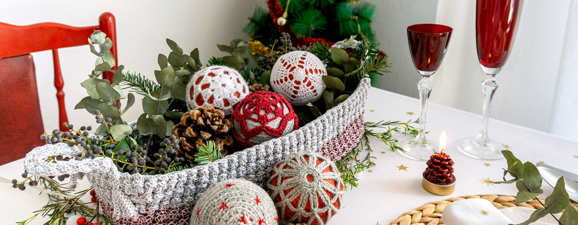NAVIDADES DECORADAS CON LANAS CARICIA