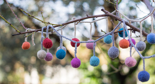 Guirnalda navideña de crochet