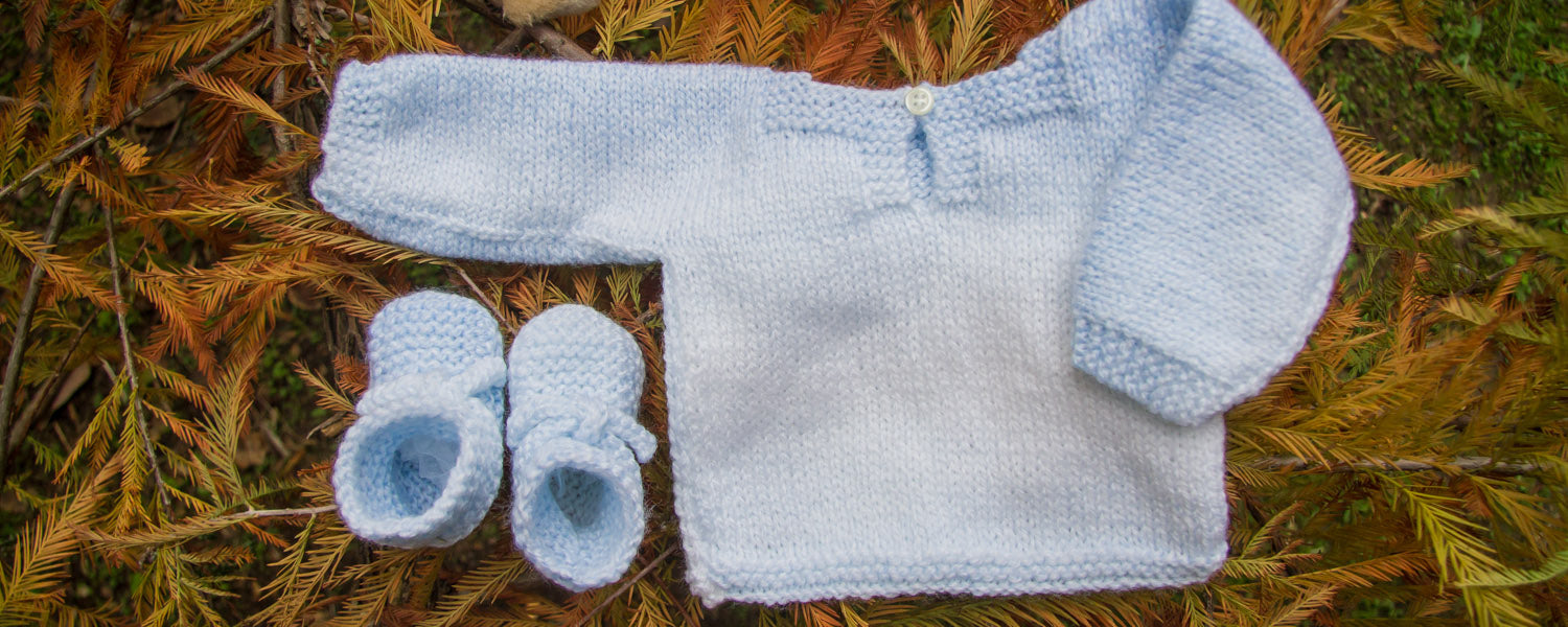 Conjunto rebeca y patucos