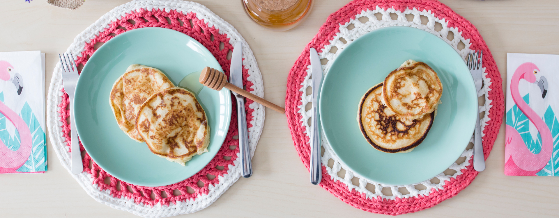 Bajo platos veraniegos