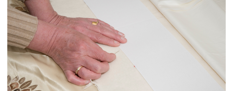 Puntada invisible: el secreto para acabados profesionales en tejidos